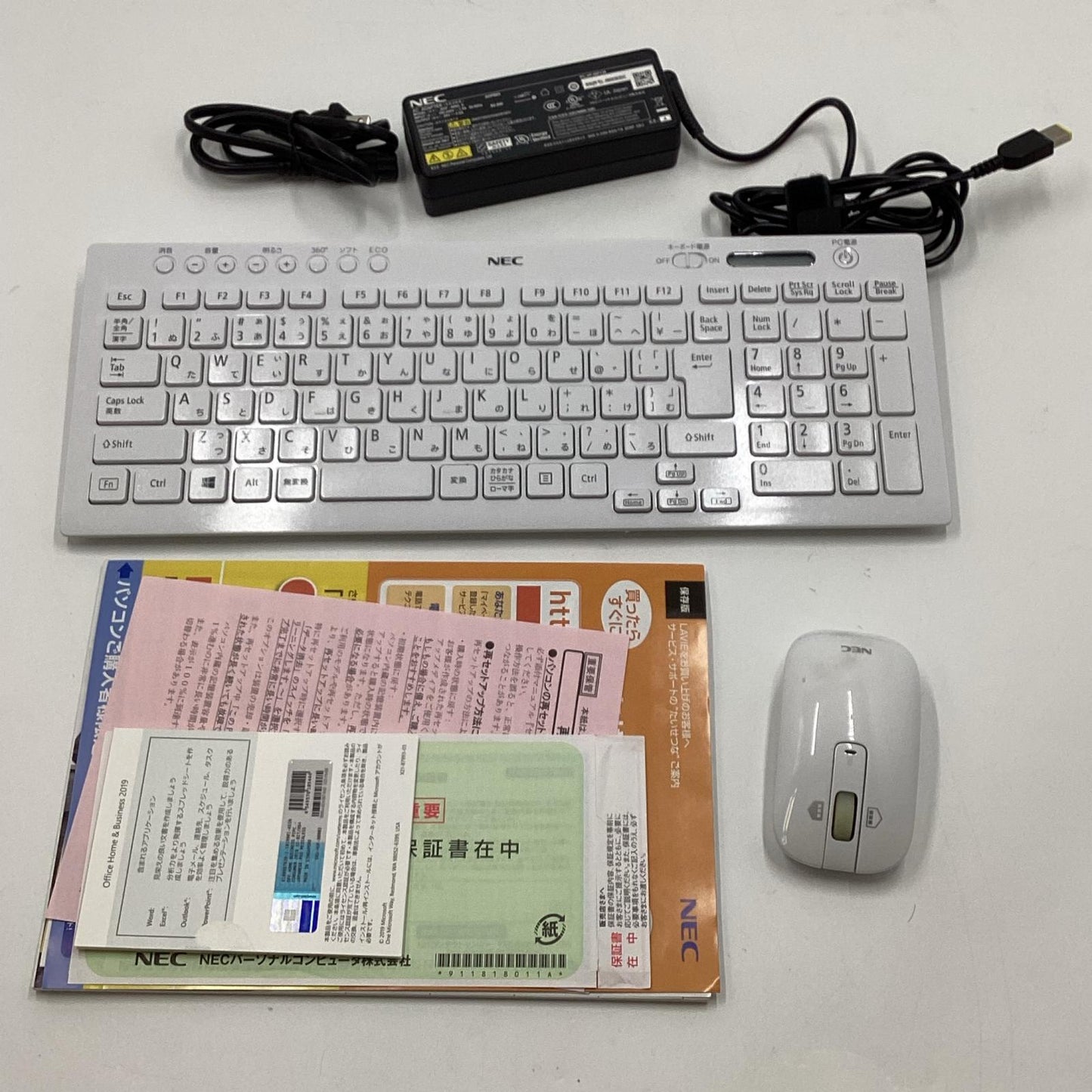 【全額返金保証】【最速発送】NEC LAVIE HA700RAW 27インチ Intel(R) Core(TM) i7-10510U 1.8GHz 8GB M.2 SSD 512GB 動作確認済
