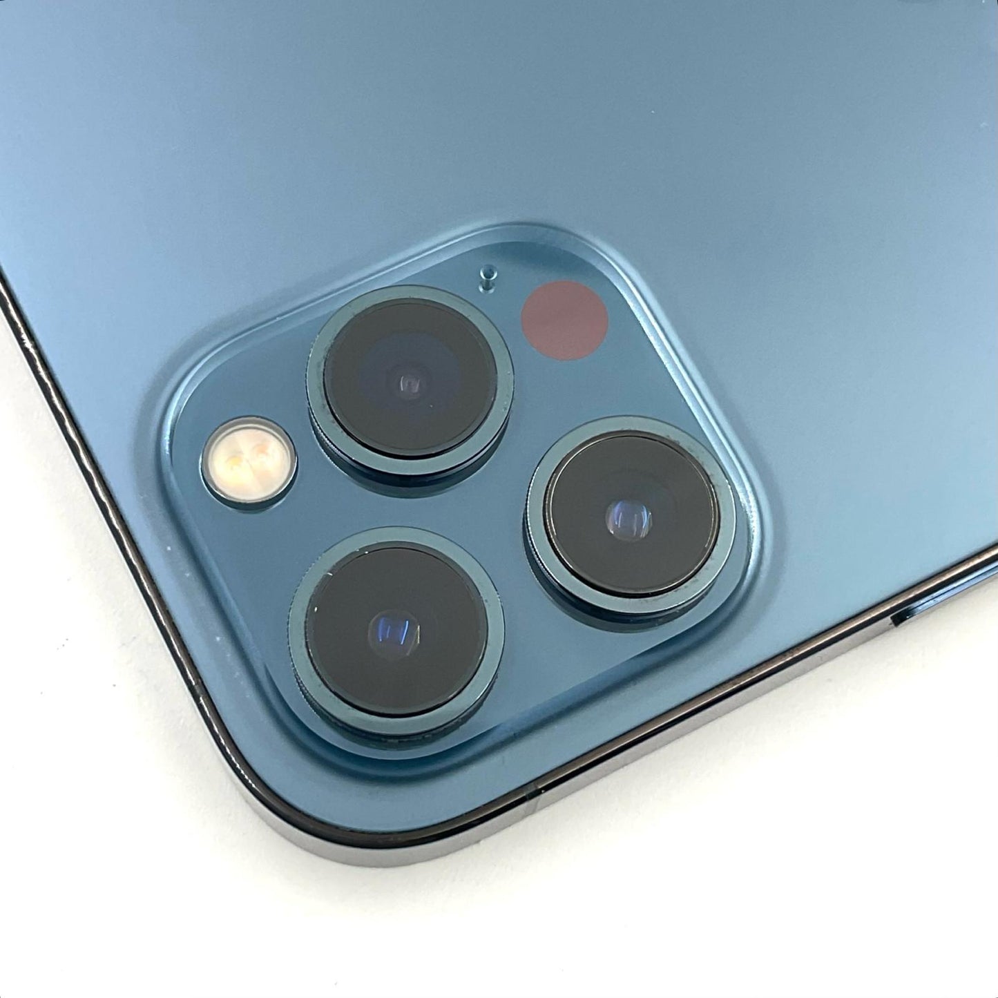 【全額返金保証】【最速発送】Apple iPhone iPhone 12 Pro Max 256GB パシフィックブルー SIMフリー 白ロム 動作確認済 68%