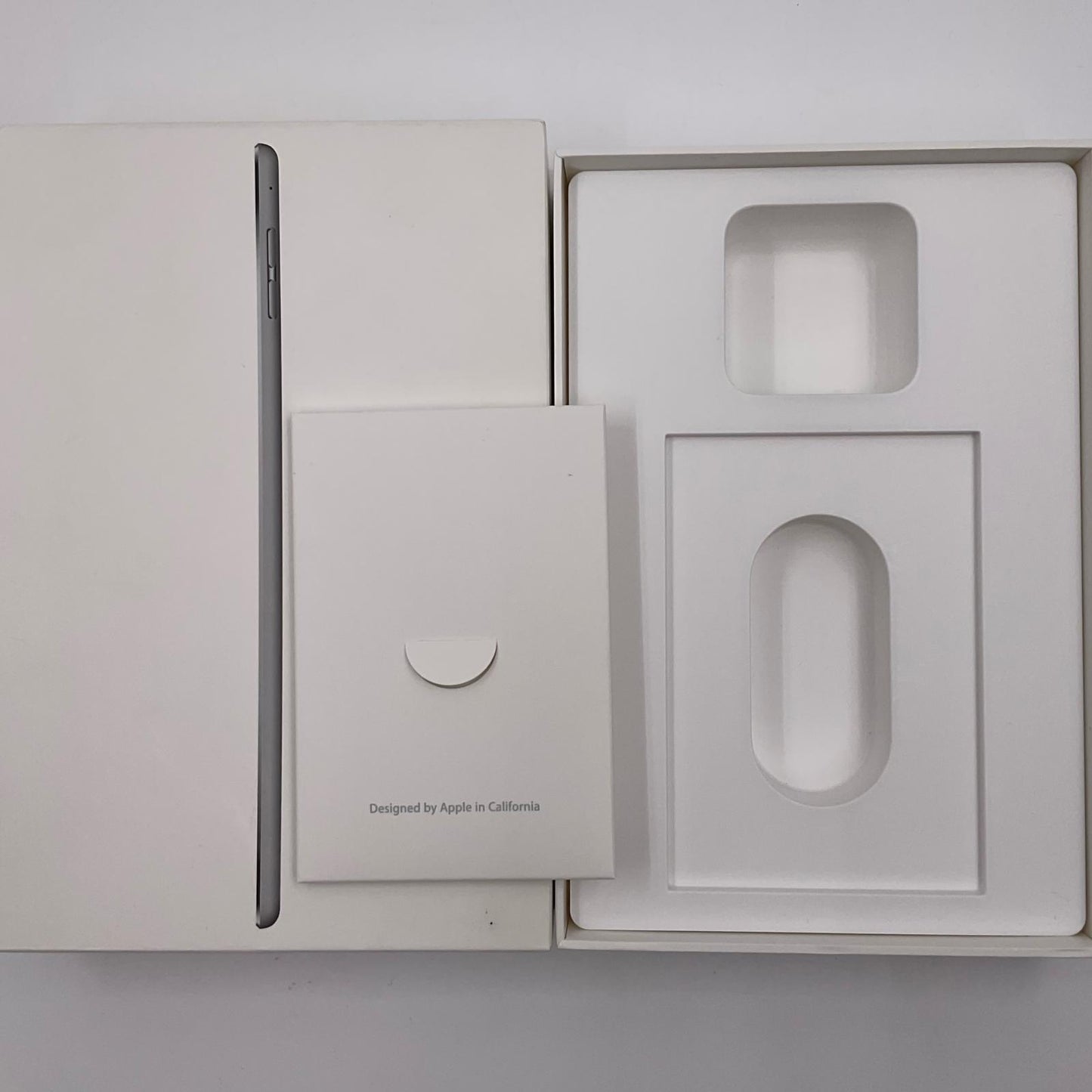 【全額返金保証】【最速発送】Apple iPad mini 第4世代 64GB シルバー WiFi+Cellular Softbank 白ロム 動作確認済