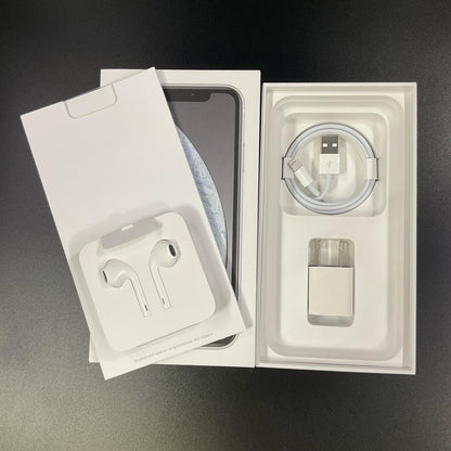 【全額返金保証】【最速発送】Apple iPhone iPhone XR 64GB ホワイト docomo 白ロム 動作確認済 79%