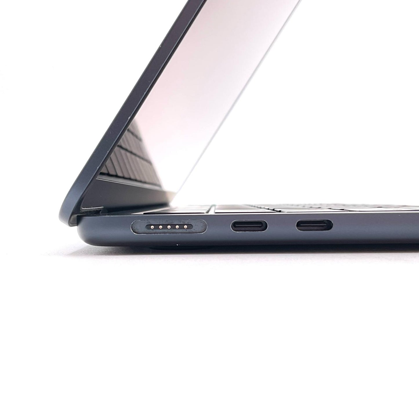 【全額返金保証】【最速発送】Apple MacBook Air 13インチ 2022 Apple M2 16GB SSD 512GB ミッドナイト 90% 動作確認済