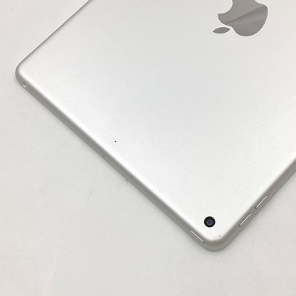 【全額返金保証】【最速発送】Apple iPad iPad 10.2インチ 第9世代 64GB シルバー Wi-Fi 超美品 動作確認済
