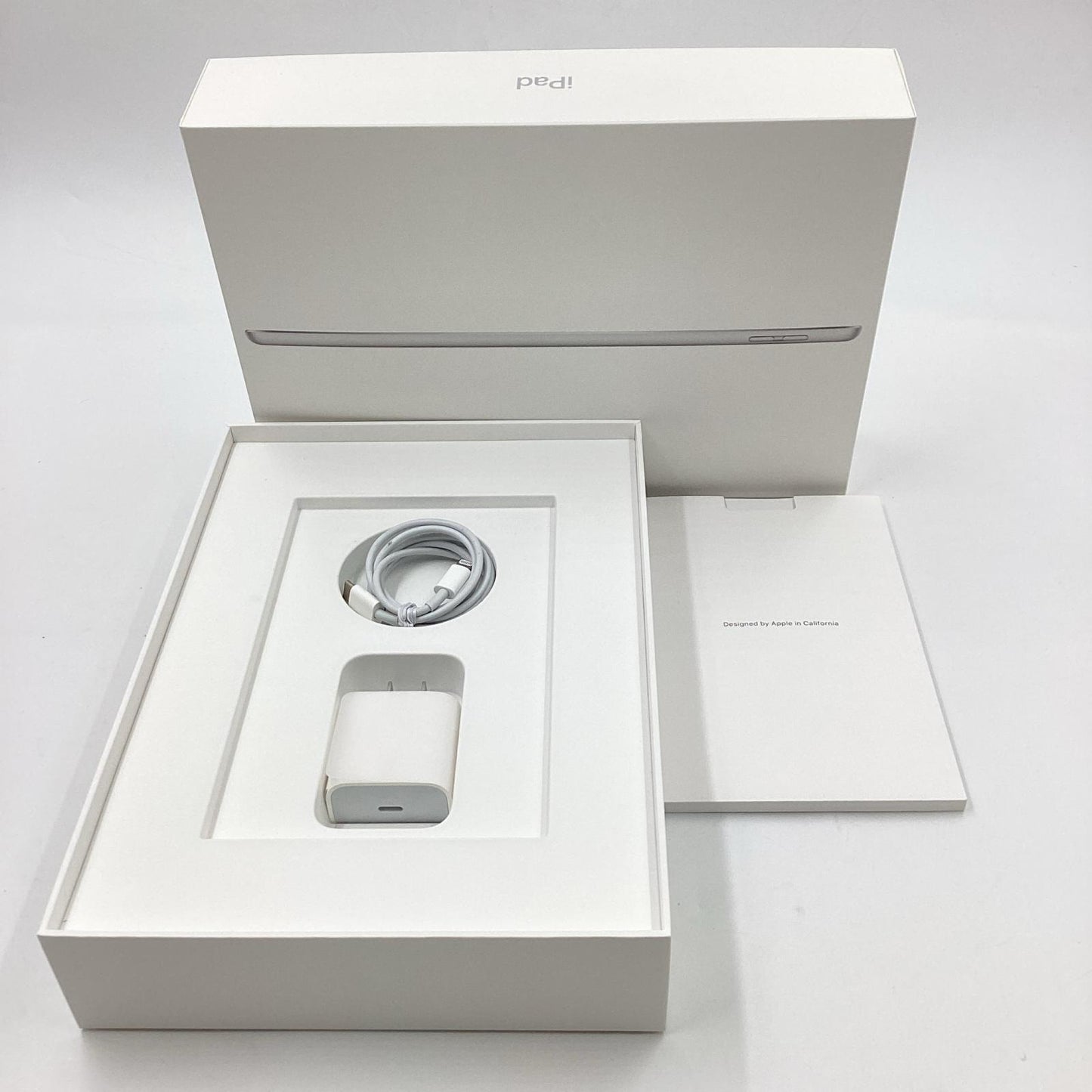 【全額返金保証】【最速発送】Apple iPad iPad 10.2インチ 第9世代 64GB シルバー Wi-Fi 超美品 動作確認済