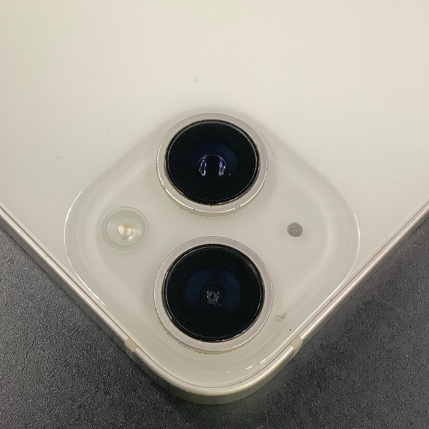 【全額返金保証】【最速発送】Apple iPhone iPhone 14 128GB スターライト au 動作確認済 85%