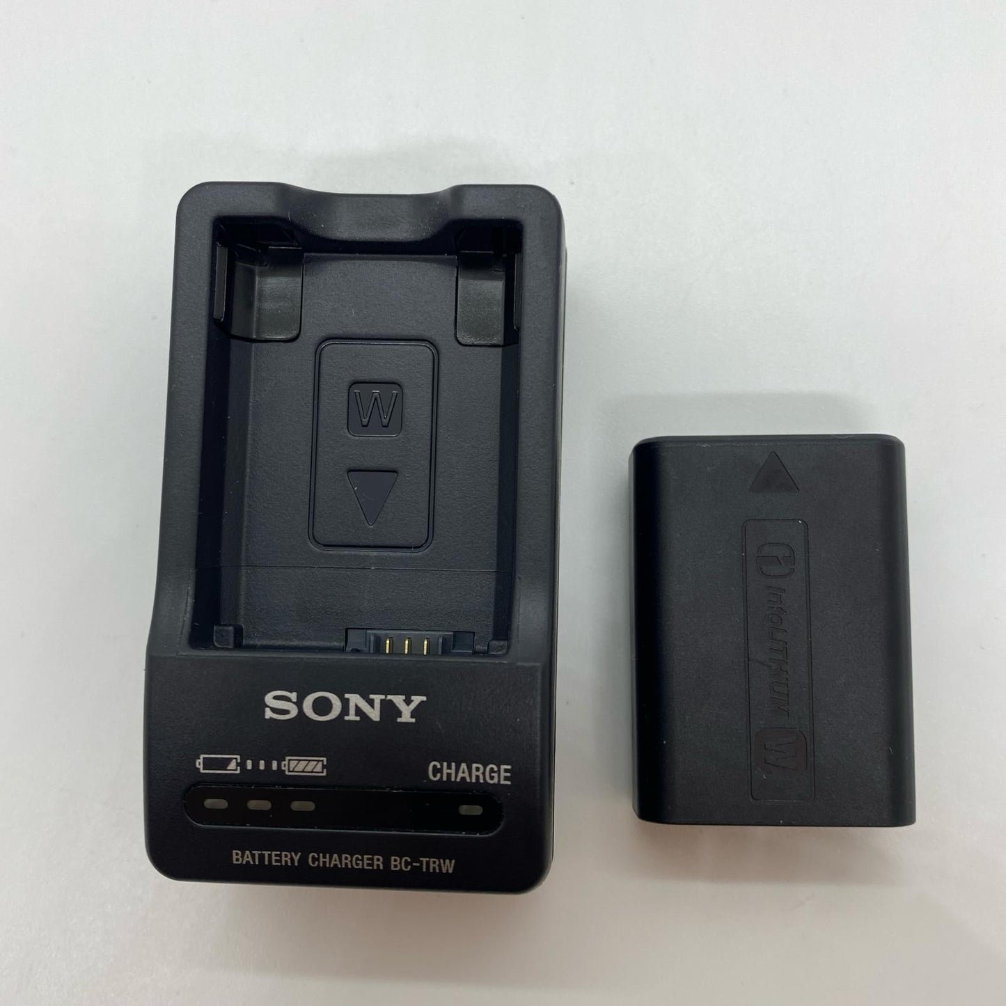 【全額返金保証】【最速発送】Sony ACC-TRW 美品 動作確認済