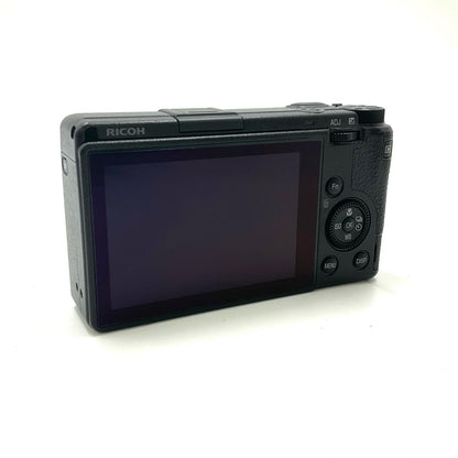 【全額返金保証】【最速発送】RICOH コンパクトデジタルカメラ RICOH GR III 超美品 動作確認済