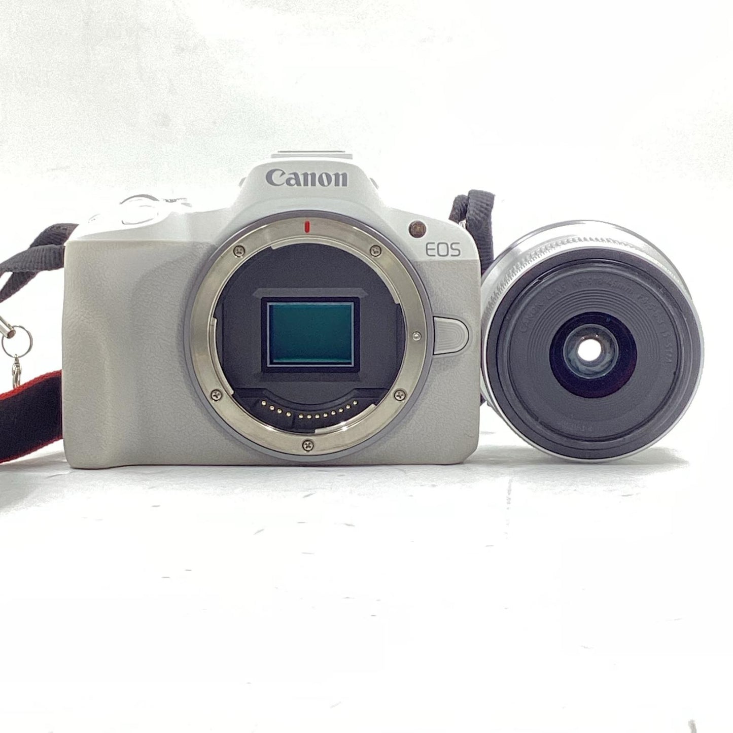 【全額返金保証】【最速発送】Canon デジタル一眼 EOS R50 RF-S18-45 IS STM レンズキット [ホワイト] ホワイト 美品 動作確認済