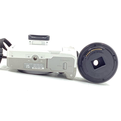 【全額返金保証】【最速発送】Canon デジタル一眼 EOS R50 RF-S18-45 IS STM レンズキット [ホワイト] ホワイト 美品 動作確認済