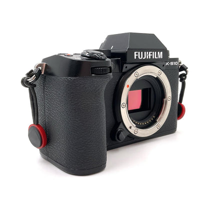 【全額返金保証】【最速発送】FUJIFILM デジタル一眼 FUJIFILM X-S10 ボディ ブラック 動作確認済