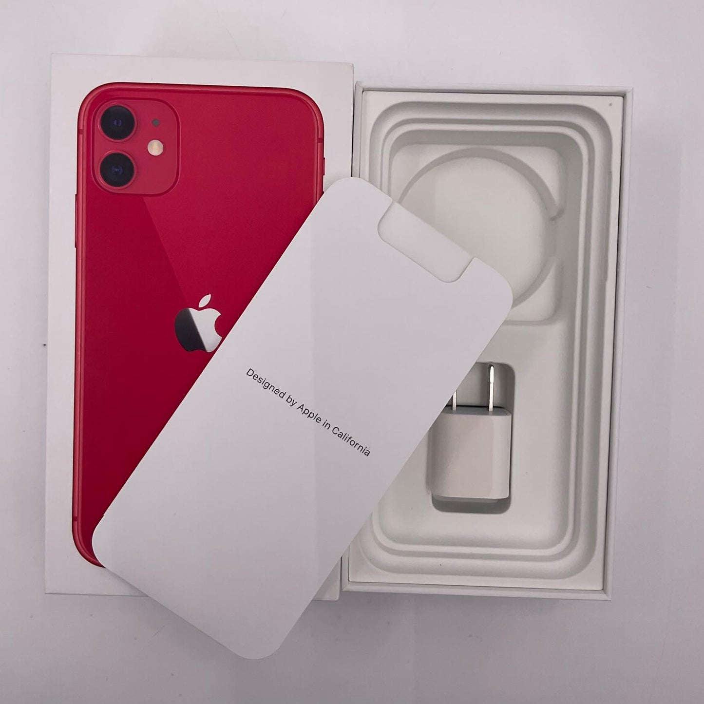 【最速発送】Apple iPhone iPhone 11 64GB (PRODUCT)RED Softbank 白ロム【難有】 77%