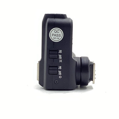 【全額返金保証】【最速発送】Godox X2T TTLワイヤレスフラッシュトリガー 送信機 フジ用 X2TF 美品 動作確認済