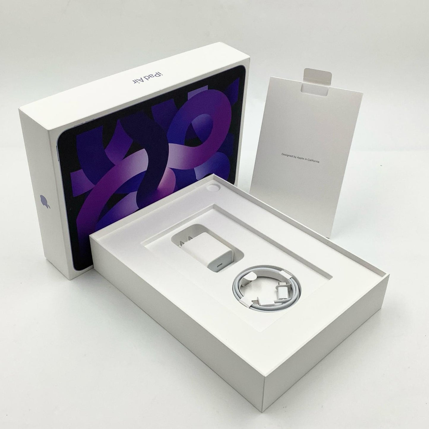 【全額返金保証】【最速発送】Apple iPad Air 10.9インチ 第5世代 256GB パープル Wi-Fi 超美品 動作確認済