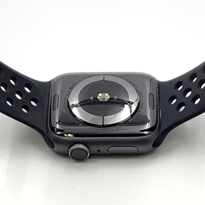 【最速発送】Apple Watch Nike ＋ Series 4 アルミニウム 44mm GPS 67%【難有】