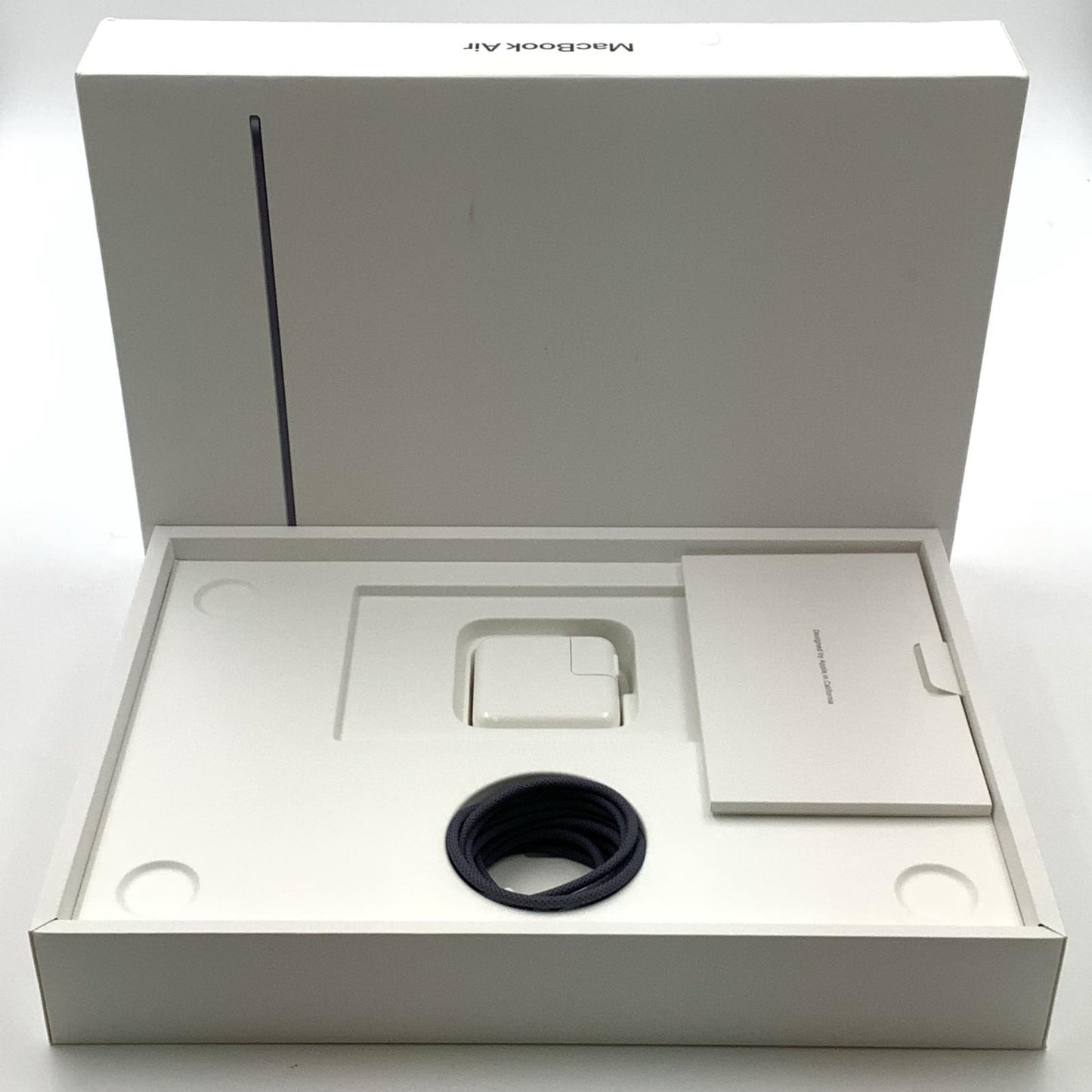 【全額返金保証】【最速発送】Apple MacBook Air 13.6インチ 2022 Apple M2 8GB SSD 256GB ミッドナイト 100% 美品 動作確認済