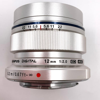 【全額返金保証】【最速発送】OLYMPUS M.ZUIKO DIGITAL ED 12mm F2.0 [シルバー 動作確認済