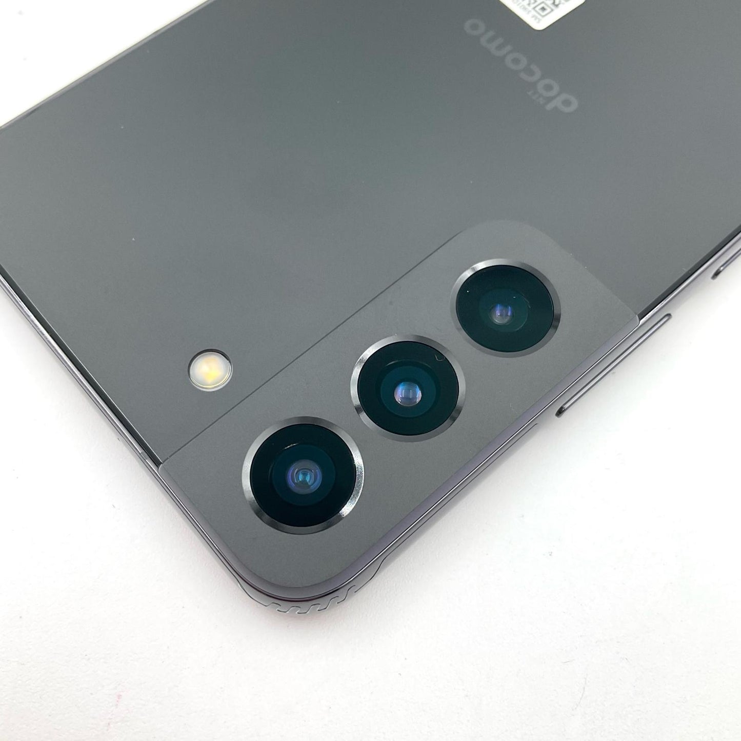 【全額返金保証】【最速発送】SAMSUNG Galaxy S22 256GB ファントムブラック docomo SC-51C 白ロム 超美品 動作確認済