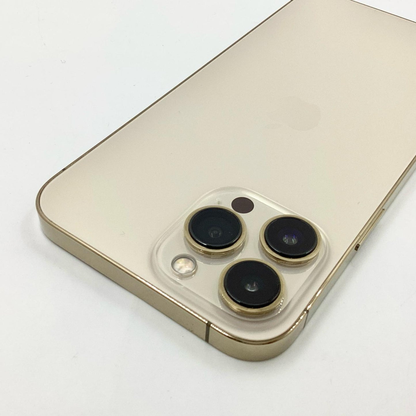 【全額返金保証】【最速発送】Apple iPhone iPhone 13 Pro Max 256GB ゴールド SIMフリー 白ロム 動作確認済 76%