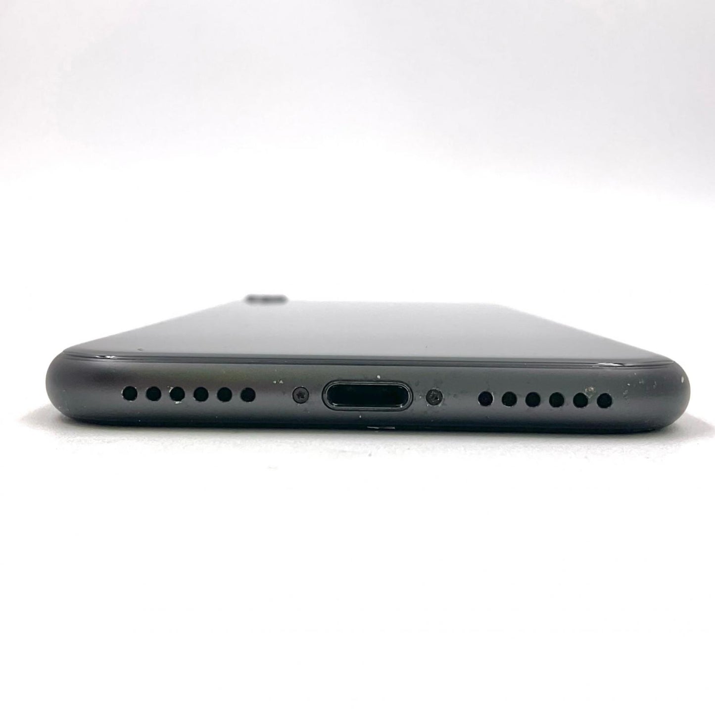 【最速発送】Apple iPhone iPhone 8 64GB スペースグレイ au 白ロム【難有】 84%