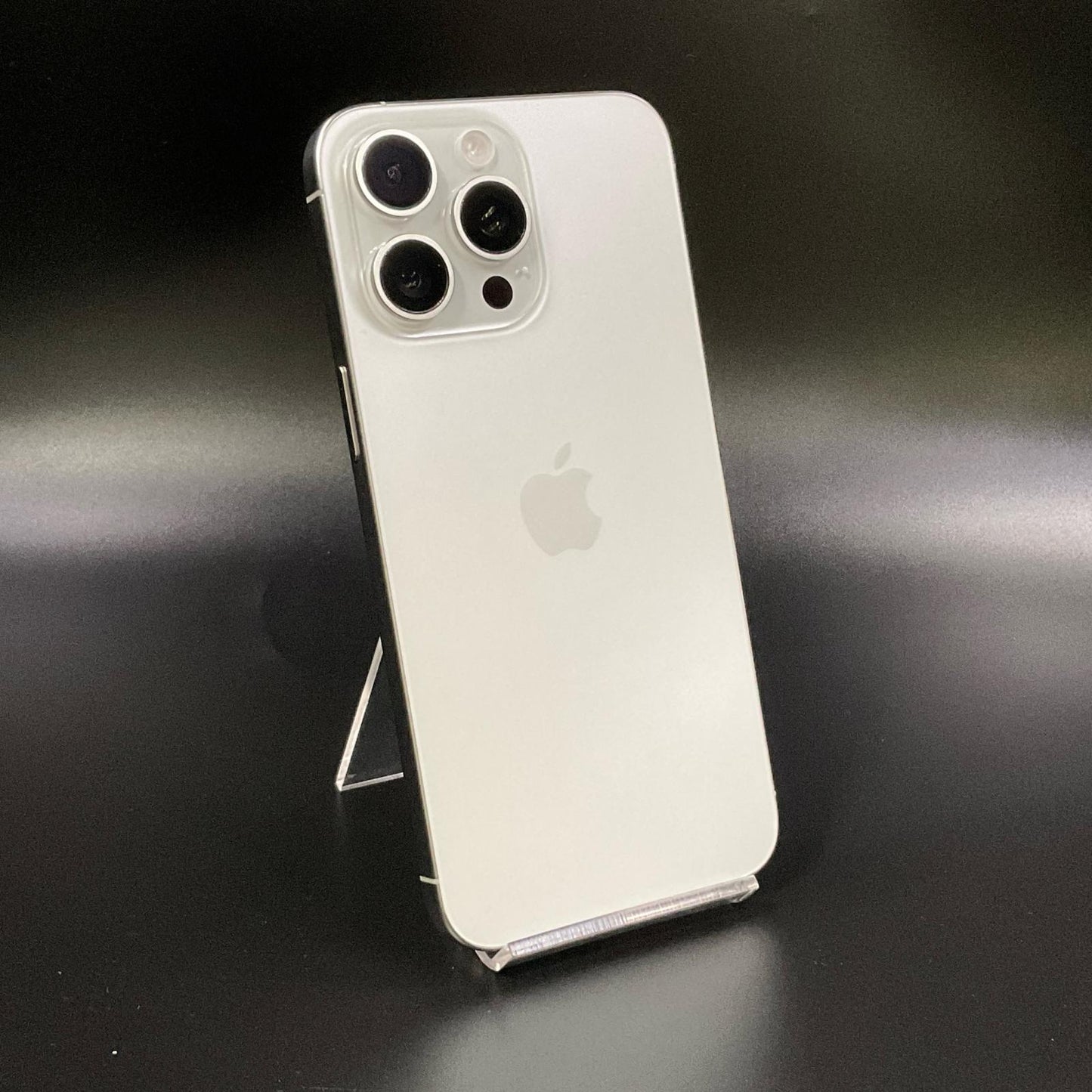 【全額返金保証】【最速発送】Apple iPhone iPhone 15 Pro Max 512GB ホワイトチタニウム Softbank 美品 動作確認済 85%