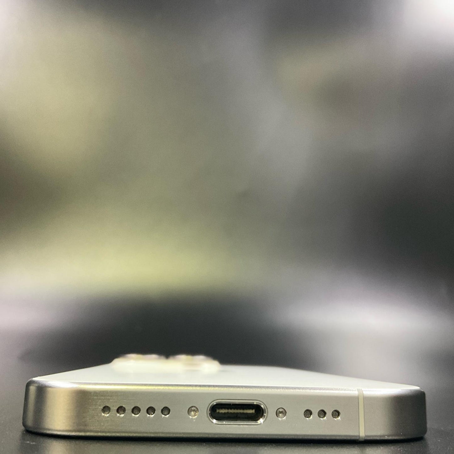 【全額返金保証】【最速発送】Apple iPhone iPhone 15 Pro 128GB ホワイト SIMフリー 白ロム 美品 動作確認済 87%