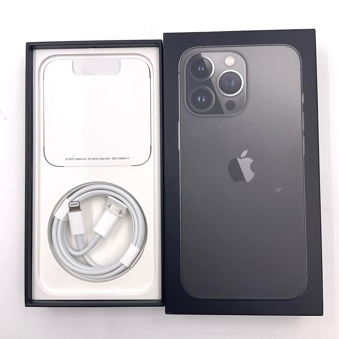 【全額返金保証】【最速発送】Apple iPhone iPhone 13 Pro 256GB グラファイト docomo 動作確認済 79%