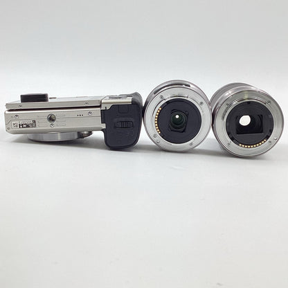 【全額返金保証】【最速発送】Sony デジタル一眼 α6000 ILCE-6000Y ダブルズームレンズキット [シルバー] 美品 動作確認済