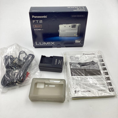 【全額返金保証】【最速発送】Panasonic コンパクトデジタルカメラ LUMIX DMC-FT2 オレンジ 美品 動作確認済