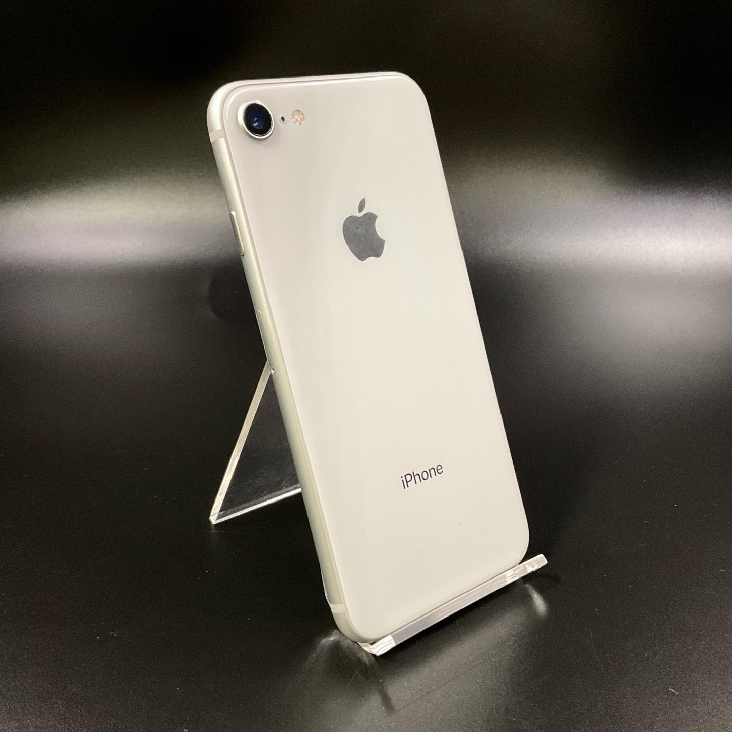 【全額返金保証】【最速発送】Apple iPhone iPhone 8 64GB シルバー au SIMフリー 白ロム 動作確認済 94%