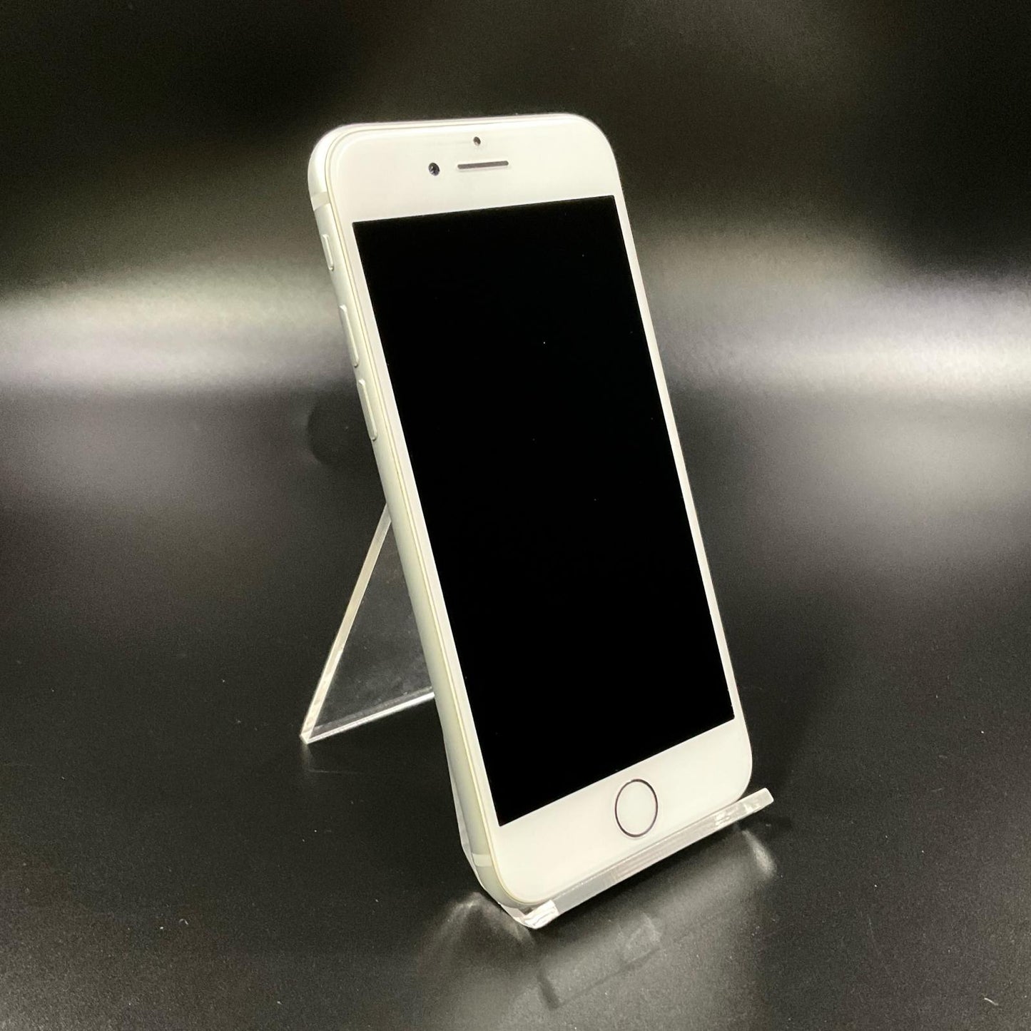 【全額返金保証】【最速発送】Apple iPhone iPhone 8 64GB シルバー au SIMフリー 白ロム 動作確認済 94%