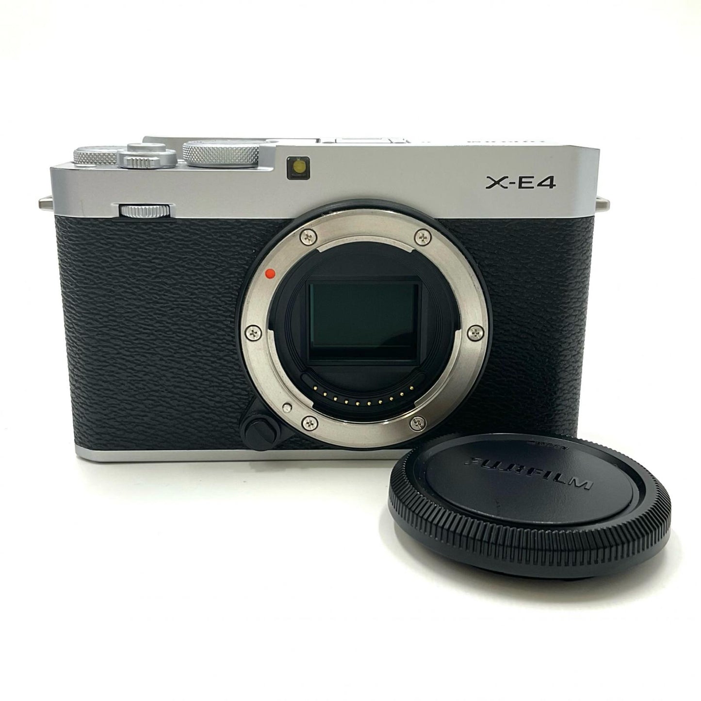 【全額返金保証】【最速発送】FUJIFILM デジタル一眼 FUJIFILM X-E4 ボディ シルバー 動作確認済