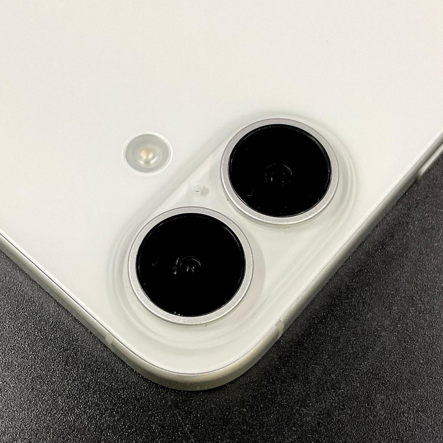 【全額返金保証】【最速発送】Apple iPhone iPhone 16 512GB ホワイト SIMフリー 白ロム 動作確認済 98%