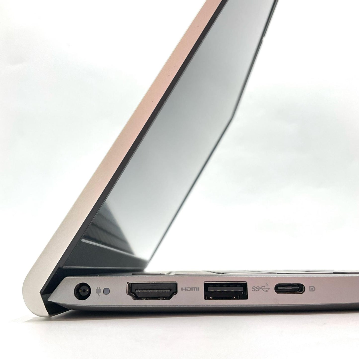 【全額返金保証】【最速発送】DELL Inspiron 5515 AMD Ryzen 5 5500U with Radeon Graphics 8GB M.2 SSD 256GB 100% 動作確認済