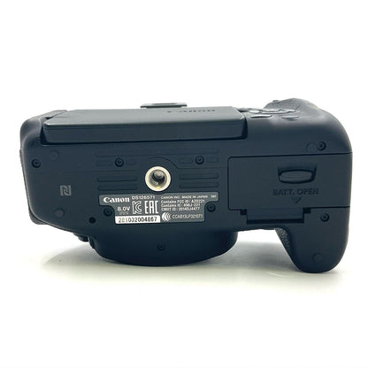 【全額返金保証】【最速発送】Canon デジタル一眼 EOS Kiss X8i ボディ ブラック 美品 動作確認済
