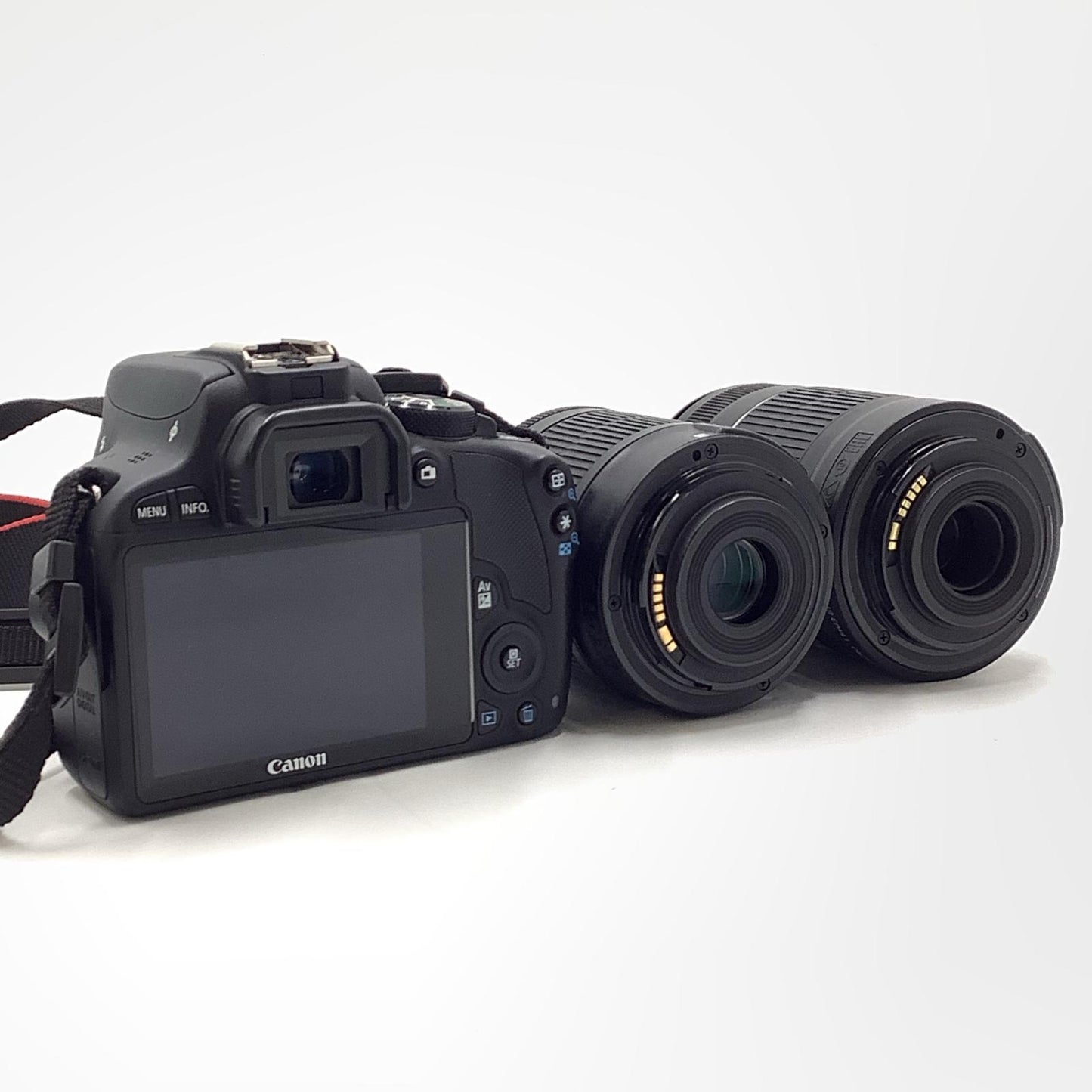【全額返金保証】【最速発送】Canon デジタル一眼 EOS Kiss X7 ダブルズームキット ブラック 美品 動作確認済