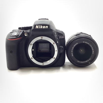 【全額返金保証】【最速発送】Nikon デジタル一眼 D5300 18-55 VR IIレンズキット [ブラック] ブラック 動作確認済