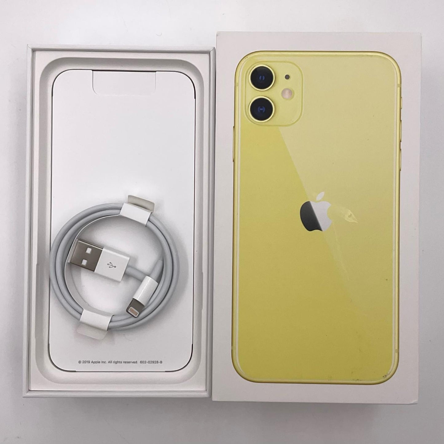 【全額返金保証】【最速発送】Apple iPhone iPhone 11 128GB イエロー Softbank 白ロム 動作確認済 75%