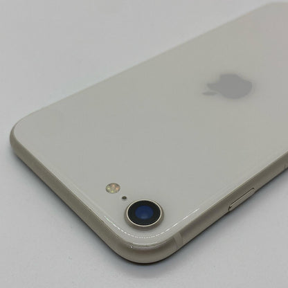 【全額返金保証】【最速発送】Apple iPhone iPhone SE（第3世代） 128GB スターライト au 動作確認済 77%