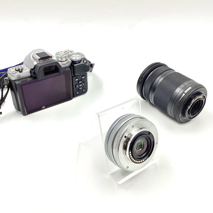 【全額返金保証】【最速発送】OLYMPUS デジタル一眼 OM-D E-M10 Mark III EZダブルズームキット シルバー 美品 動作確認済