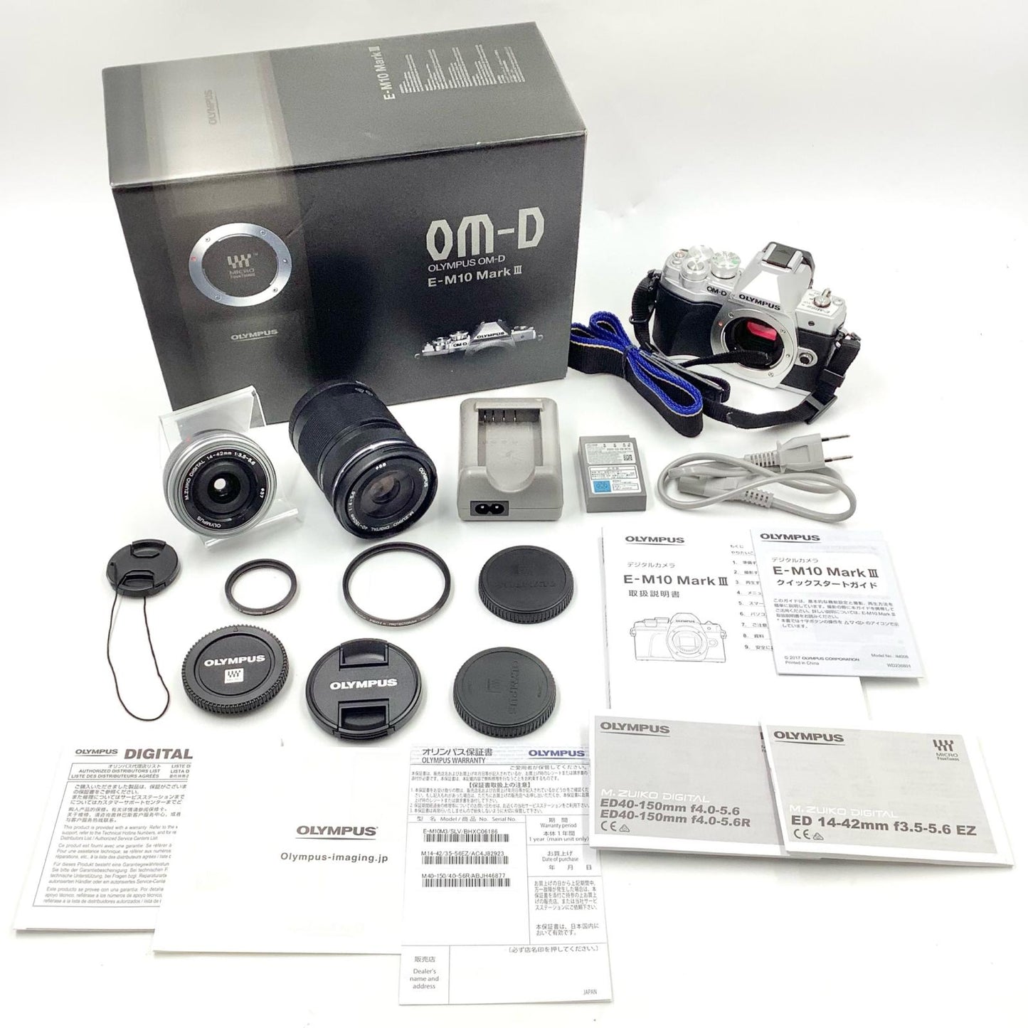 【全額返金保証】【最速発送】OLYMPUS デジタル一眼 OM-D E-M10 Mark III EZダブルズームキット シルバー 美品 動作確認済