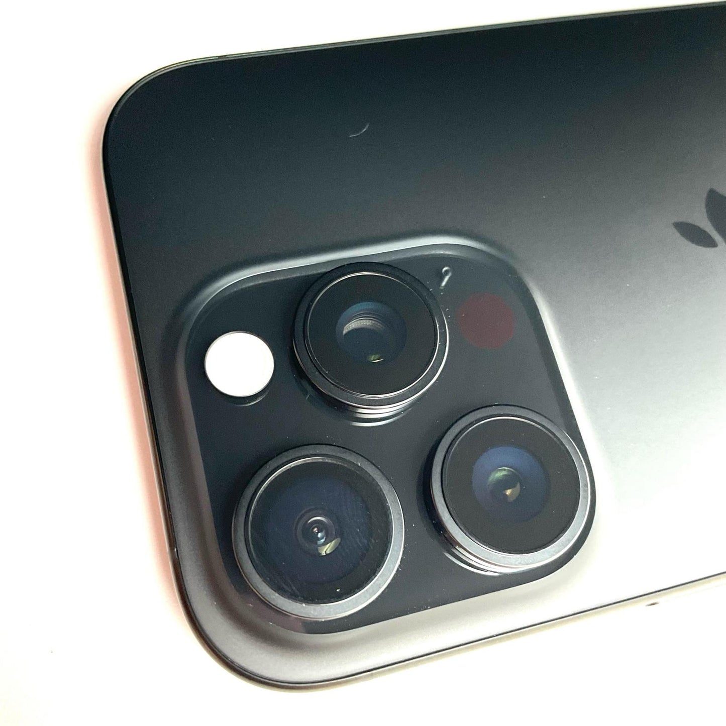 【全額返金保証】【最速発送】Apple iPhone iPhone 16 Pro 512GB ブラックチタニウム SIMフリー 白ロム 動作確認済 93%