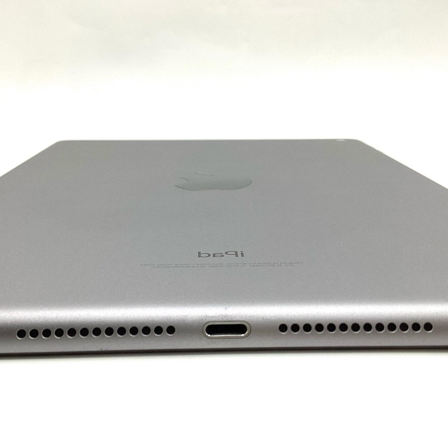 【全額返金保証】【最速発送】Apple iPad iPad 第6世代 32GB スペースグレイ Wi-Fi 美品 動作確認済