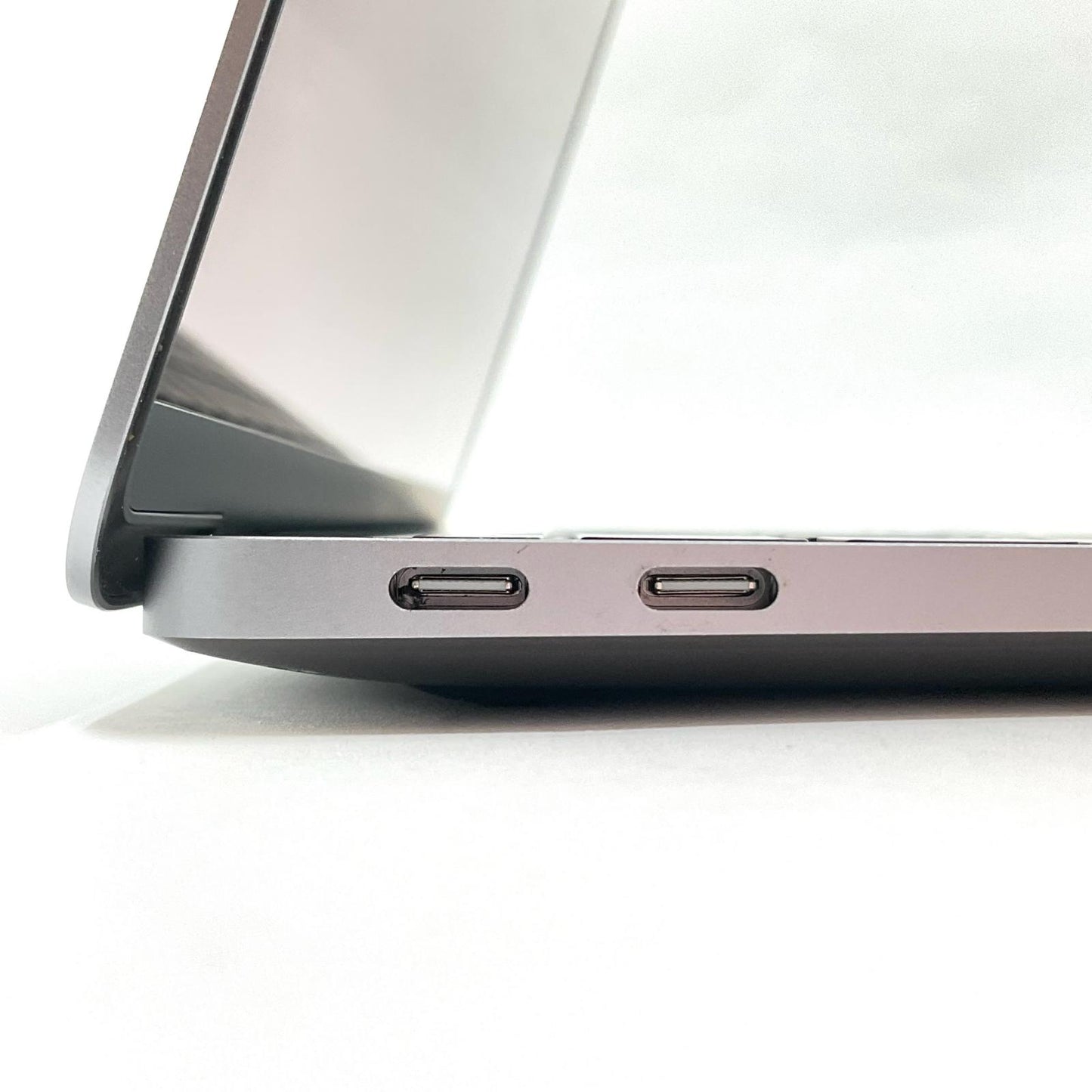 【全額返金保証】【最速発送】Apple MacBook Air 13.3インチ 2020 Apple M1 8GB SSD 256GB スペースグレイ 100% 動作確認済