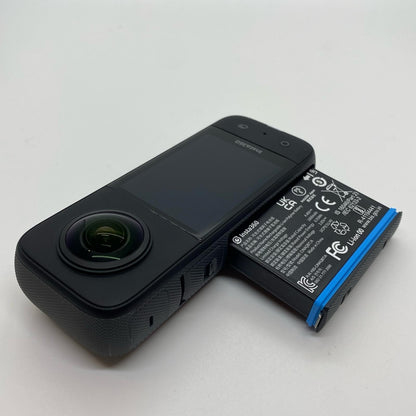 【全額返金保証】【最速発送】Insta360 Insta360 X3 [ブラック] 美品 動作確認済