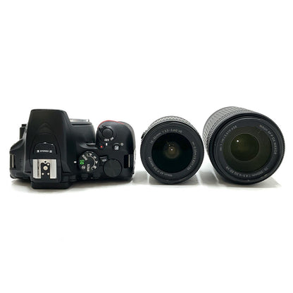 【全額返金保証】【最速発送】Nikon デジタル一眼 D5600 ダブルズームキット ブラック 美品 動作確認済