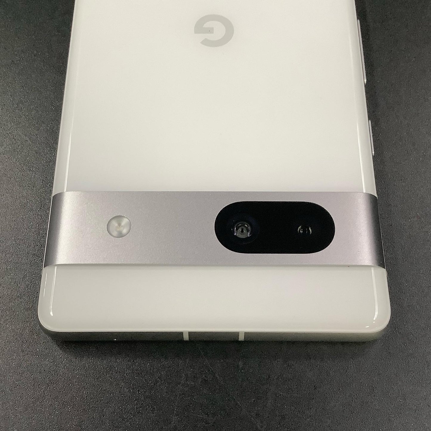 【全額返金保証】【最速発送】Google Pixel 7a 128GB Snow SIMフリー G82U8 白ロム 超美品 動作確認済