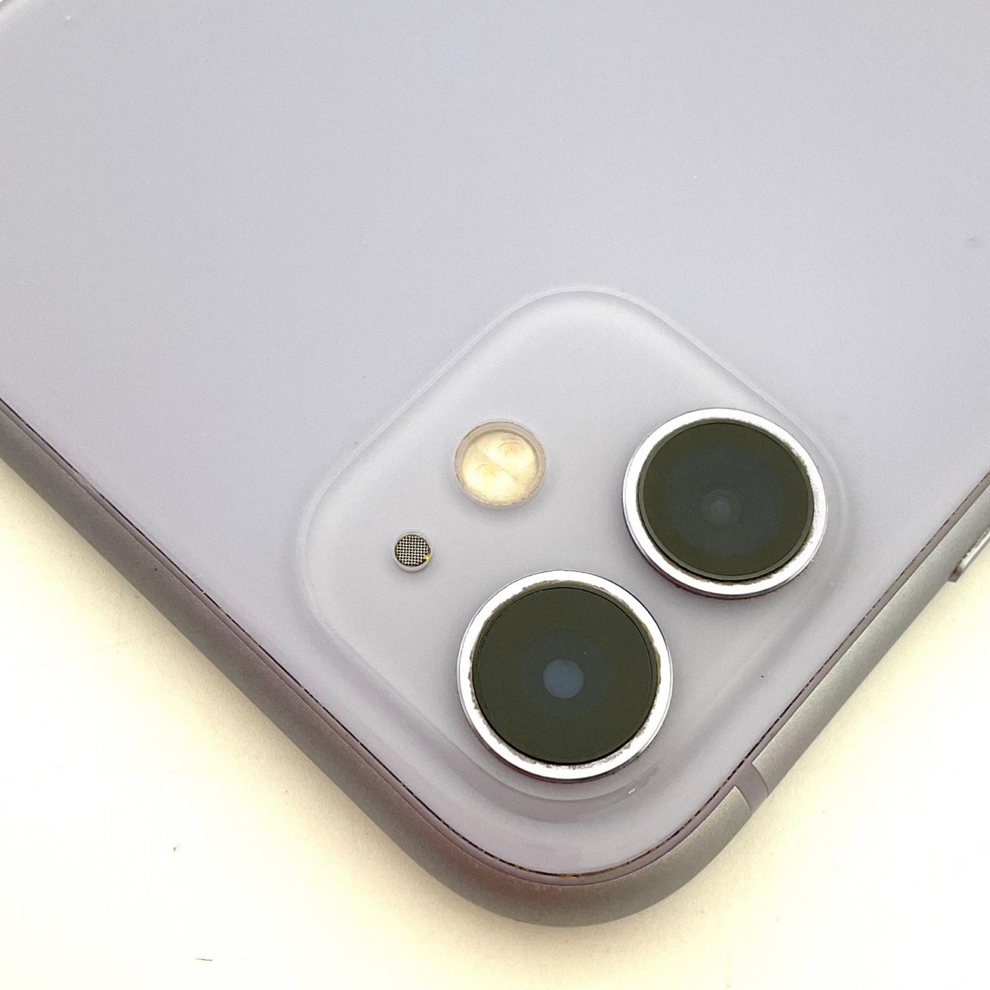 【最速発送】Apple iPhone iPhone 11 128GB パープル au 白ロム【難有】 75%