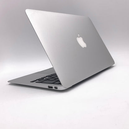 【全額返金保証】【最速発送】Apple MacBook Air 11インチ 2014 1.7 GHz デュアルコア Intel Core i5 4GB SSD 128GB シルバー 動作確認済