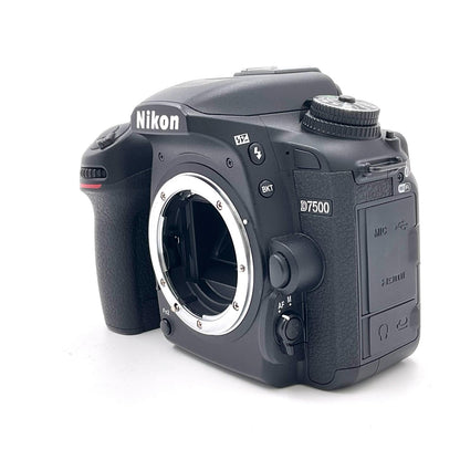 【全額返金保証】【最速発送】Nikon デジタル一眼 D7500 ボディ ブラック 動作確認済