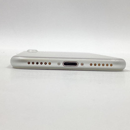 【全額返金保証】【最速発送】Apple iPhone iPhone 7 128GB シルバー au 白ロム 動作確認済 94%