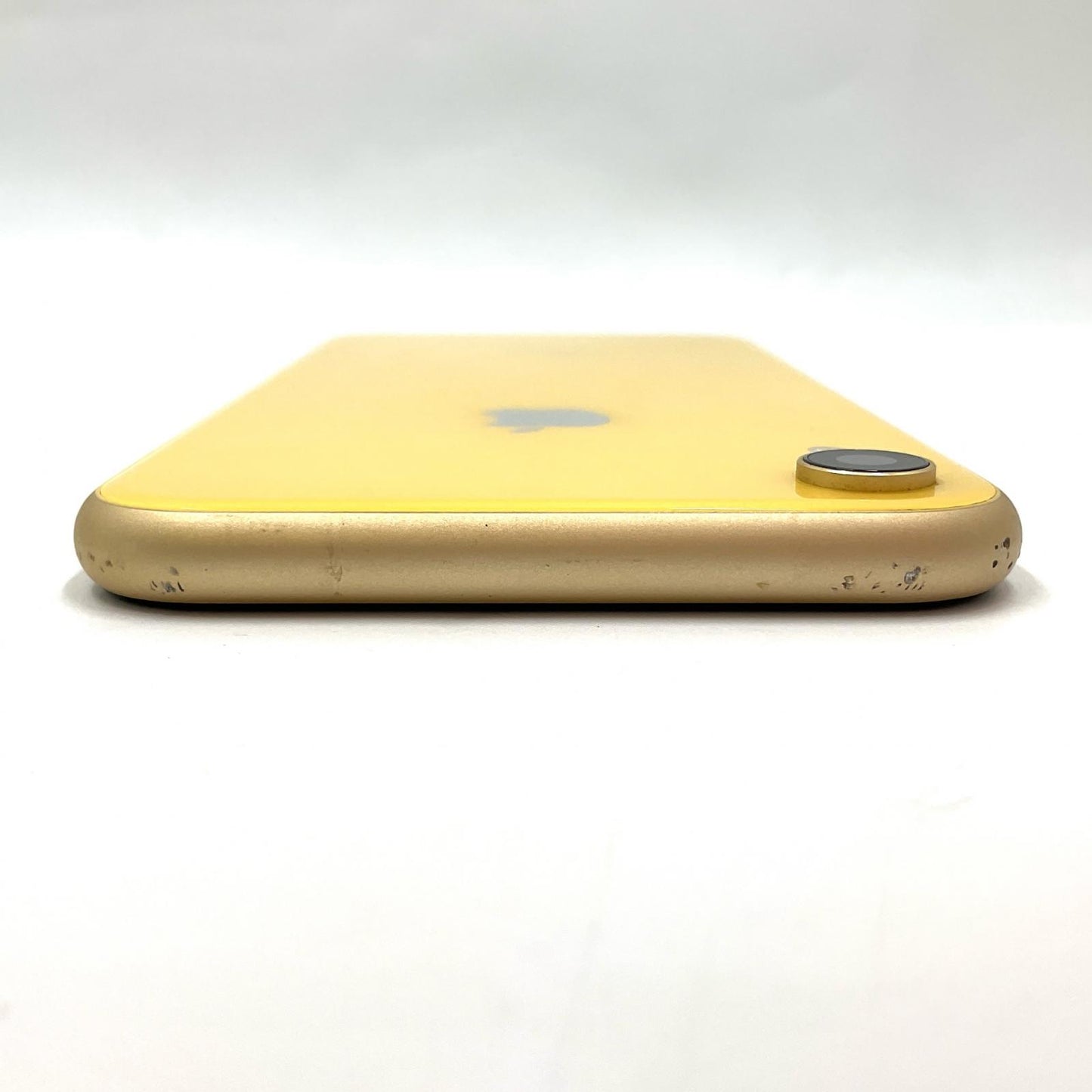 【最速発送】Apple iPhone iPhone XR 256GB イエロー docomo 白ロム【難有】 86%